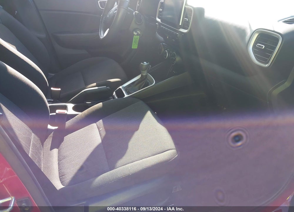 2021 HYUNDAI VENUE SE VIN: KMHRB8A36MU074753
