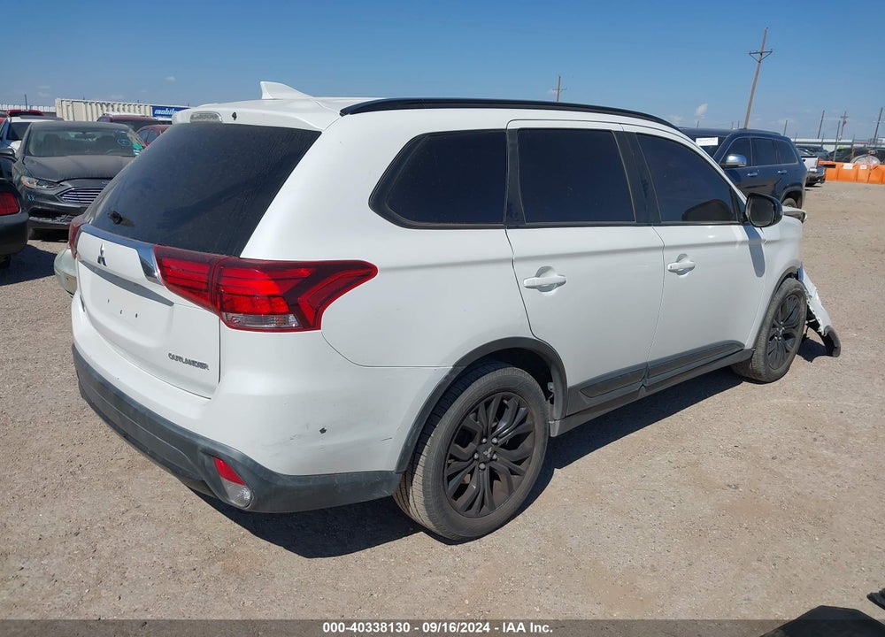 2018 MITSUBISHI OUTLANDER LE VIN: JA4AD3A34JZ030712