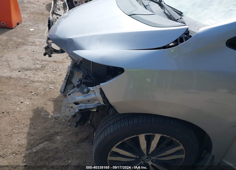 2018 HONDA FIT EX VIN: 3HGGK5H82JM715040