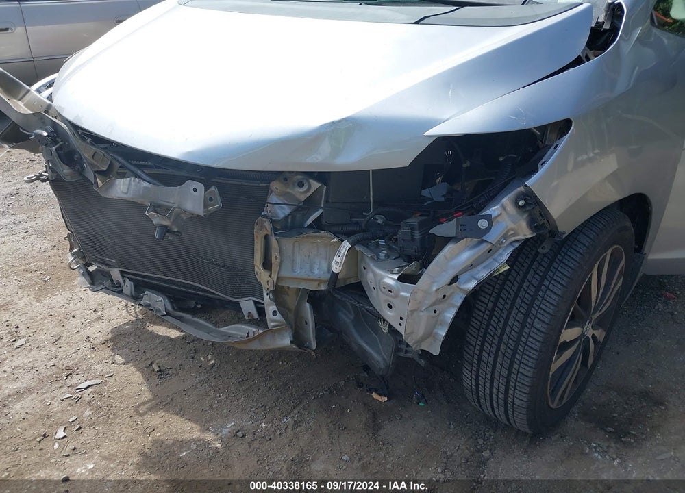 2018 HONDA FIT EX VIN: 3HGGK5H82JM715040