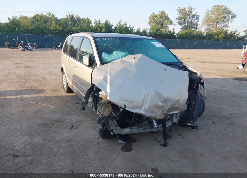 2014 CHRYSLER TOWN & COUNTRY TOURING VIN: 2C4RC1BG8ER207781