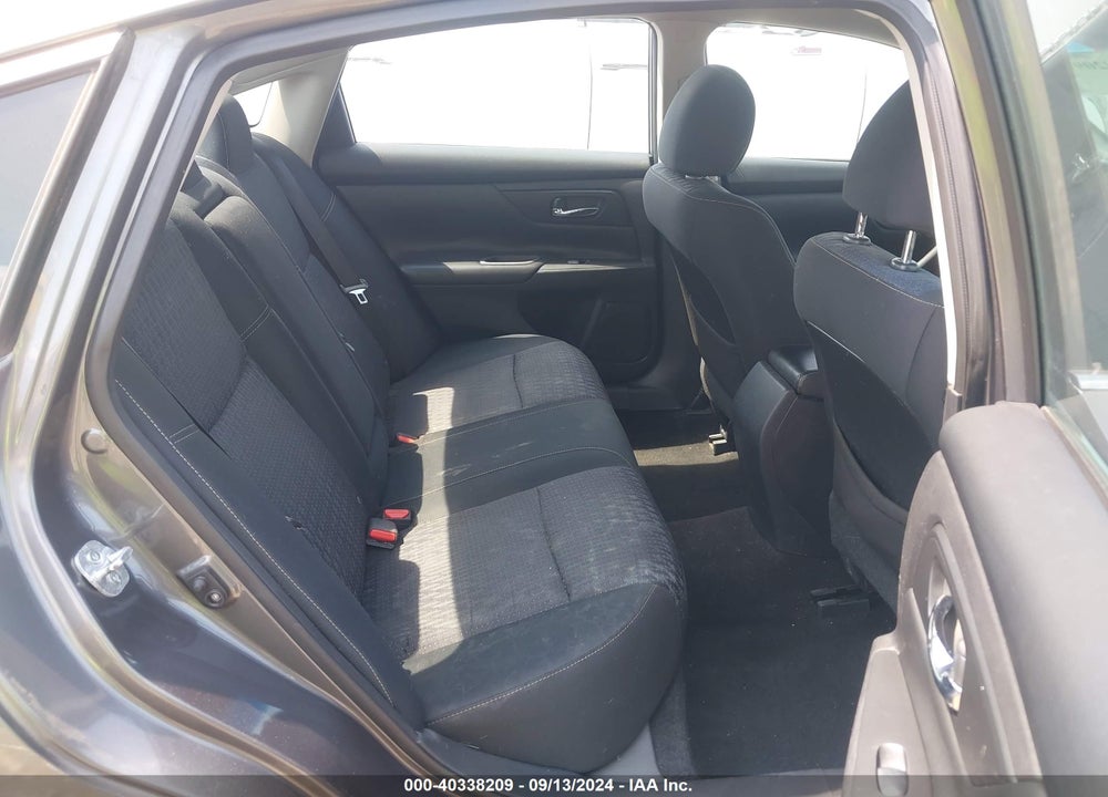 2016 NISSAN ALTIMA VIN: 1N4AL3AP0GN307583