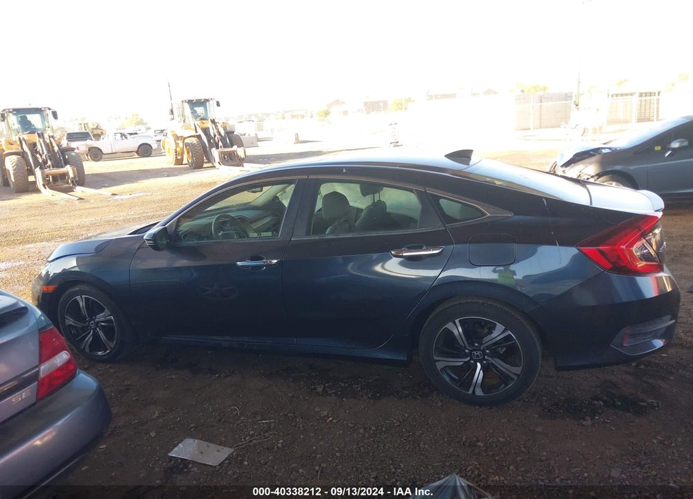 2018 HONDA CIVIC TOURING VIN: JHMFC1F97JX029077