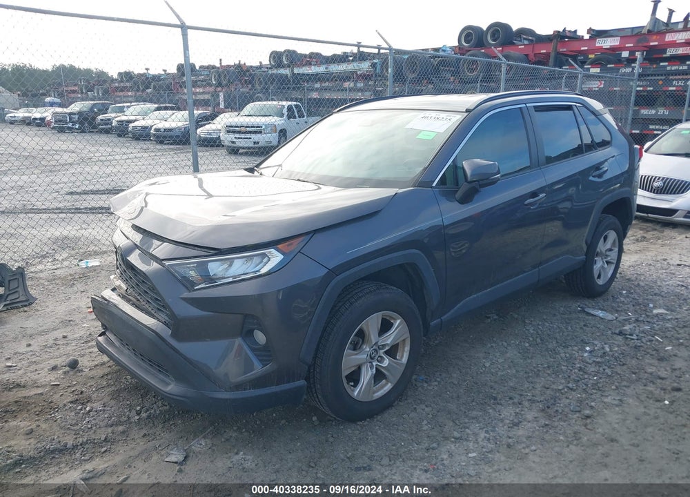 2020 TOYOTA RAV4 XLE VIN: 2T3W1RFV6LW057818