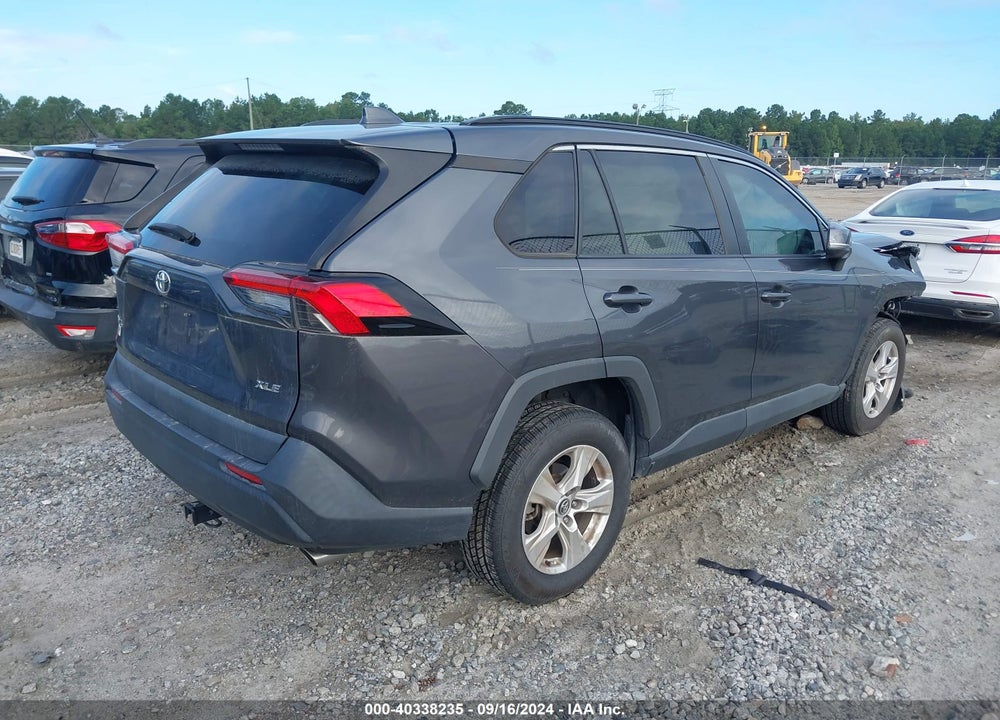 2020 TOYOTA RAV4 XLE VIN: 2T3W1RFV6LW057818