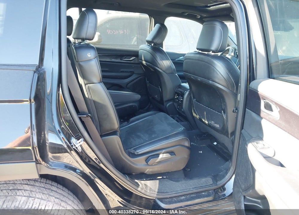 2023 JEEP GRAND CHEROKEE L ALTITUDE 4X4 VIN: 1C4RJKAG6P8720068