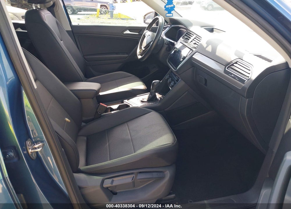 2019 VOLKSWAGEN TIGUAN 2.0T SE/2.0T SEL/2.0T SEL R-LINE/2.0T SEL R-LINE BLACK VIN: 3VV3B7AX2KM102350