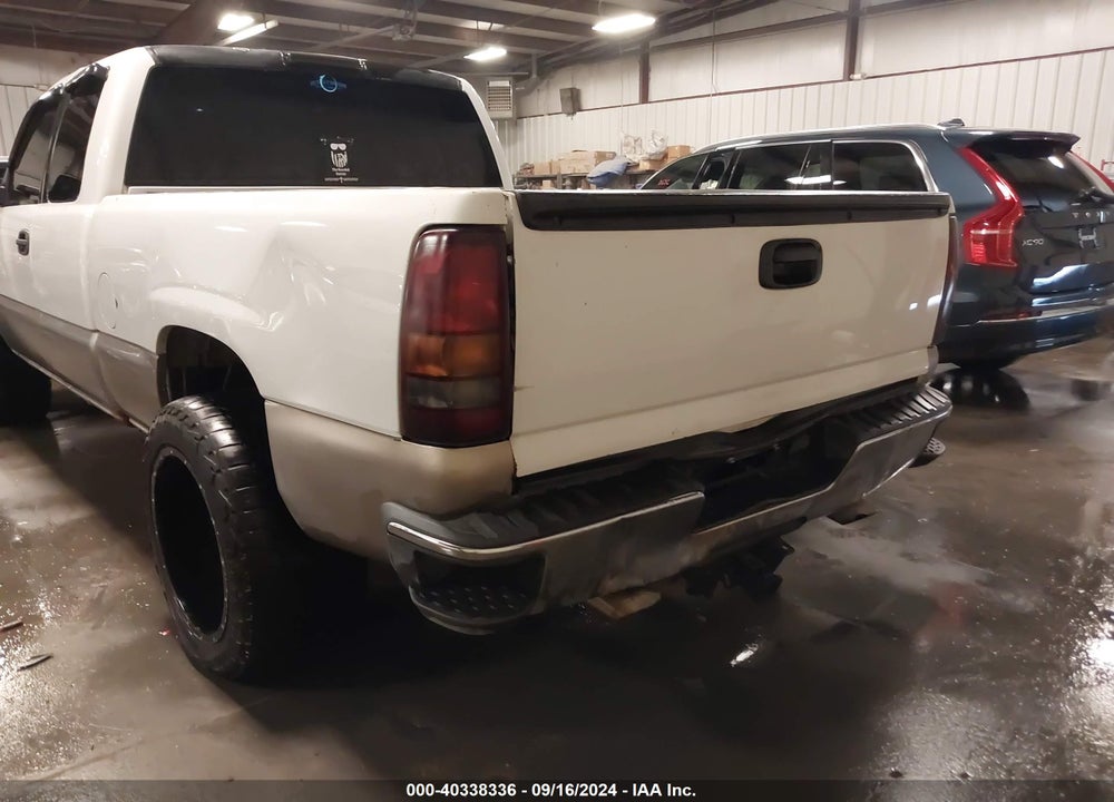 2000 GMC SIERRA 1500 SLE VIN: 2GTEK19T8Y1193226