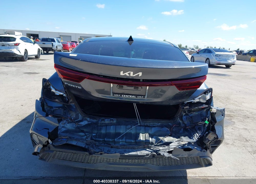2022 KIA FORTE LXS VIN: 3KPF24AD5NE492844