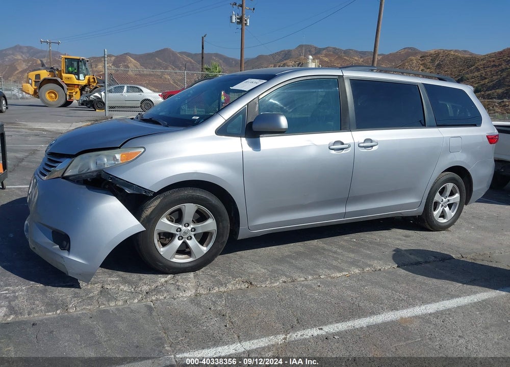 2017 TOYOTA SIENNA LE 8 PASSENGER VIN: 5TDKZ3DC4HS778525
