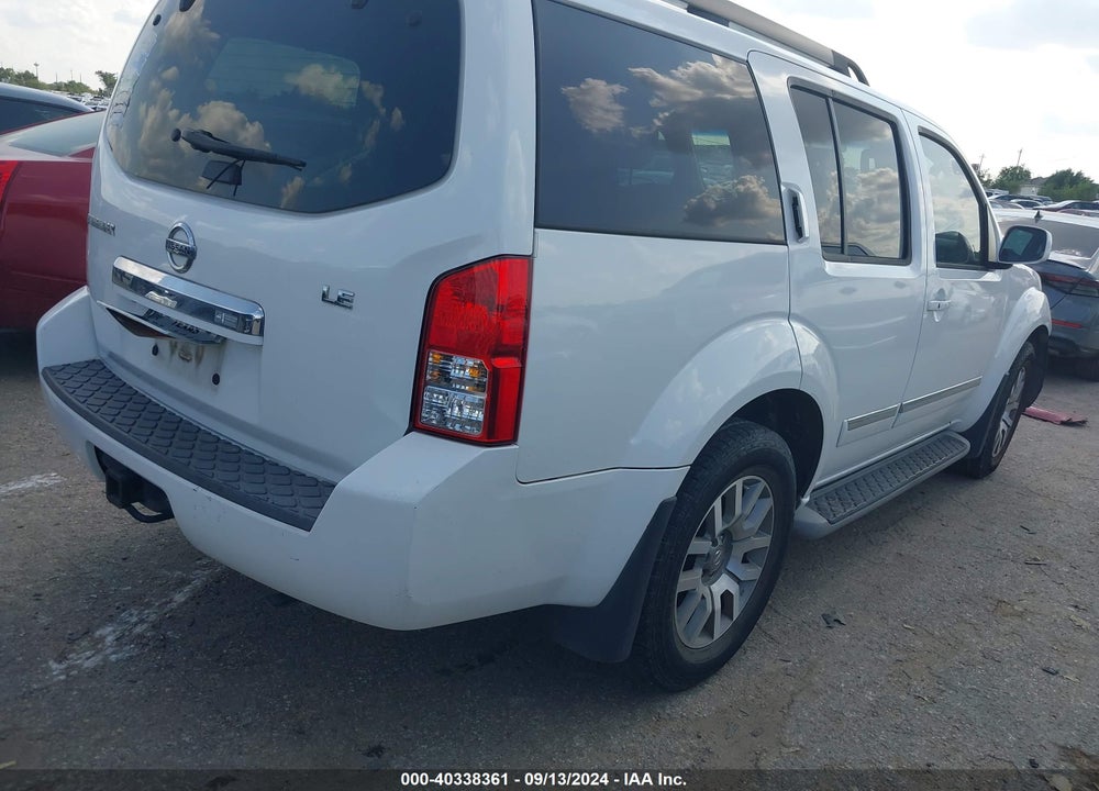 2012 NISSAN PATHFINDER LE VIN: 5N1AR1NN8CC628701