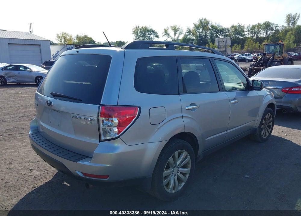 2012 SUBARU FORESTER 2.5X PREMIUM VIN: JF2SHADC6CH443370
