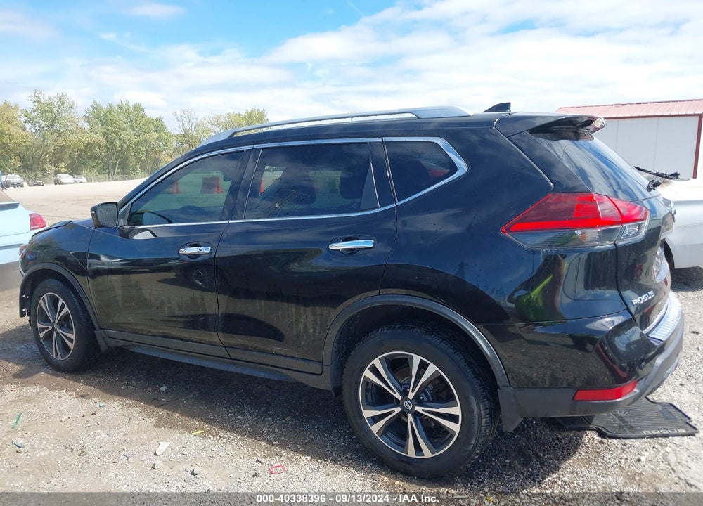 2019 NISSAN ROGUE SV VIN: JN8AT2MV9KW401998