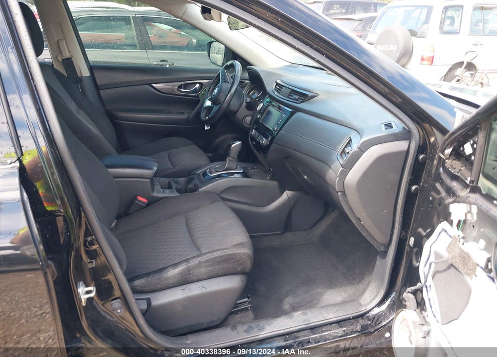2019 NISSAN ROGUE SV VIN: JN8AT2MV9KW401998