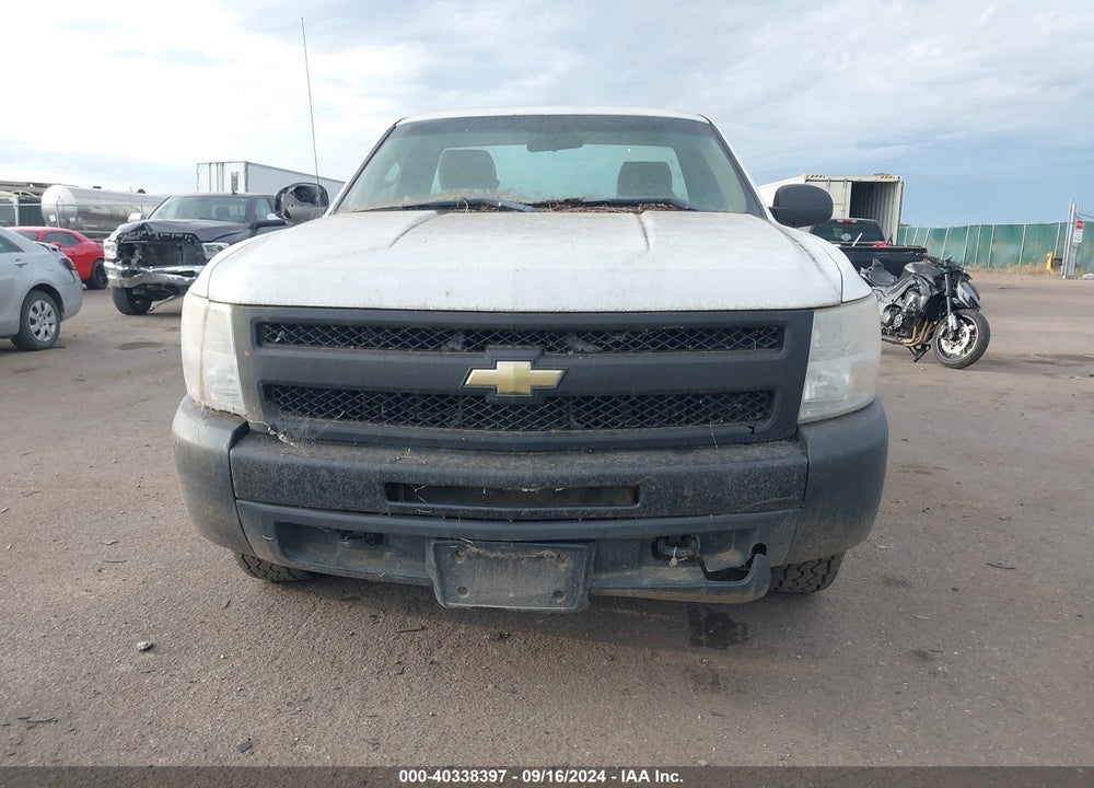 2011 CHEVROLET SILVERADO 1500 WORK TRUCK VIN: 1GCNKPE07BZ456626