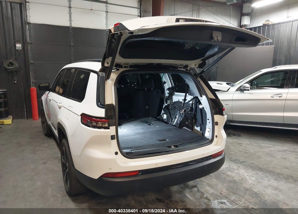 2021 JEEP GRAND CHEROKEE L ALTITUDE 4X4 VIN: 1C4RJKAG1M8148967