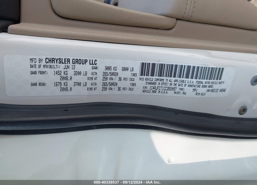 2012 JEEP GRAND CHEROKEE OVERLAND VIN: 1C4RJFCT1CC352097