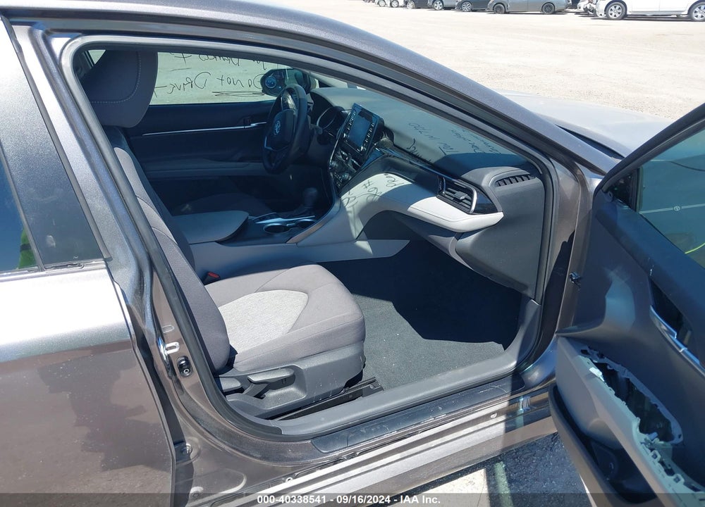 2022 TOYOTA CAMRY LE HYBRID VIN: 4T1C31AK5NU041908