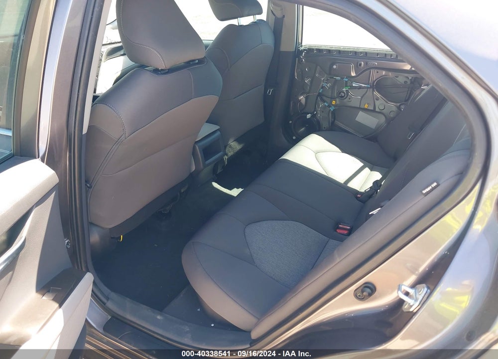 2022 TOYOTA CAMRY LE HYBRID VIN: 4T1C31AK5NU041908