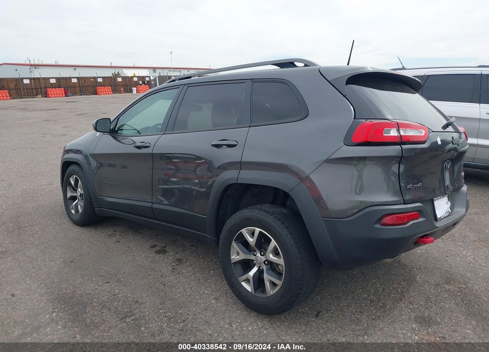 2017 JEEP CHEROKEE TRAILHAWK 4X4 VIN: 1C4PJMBS7HW568708