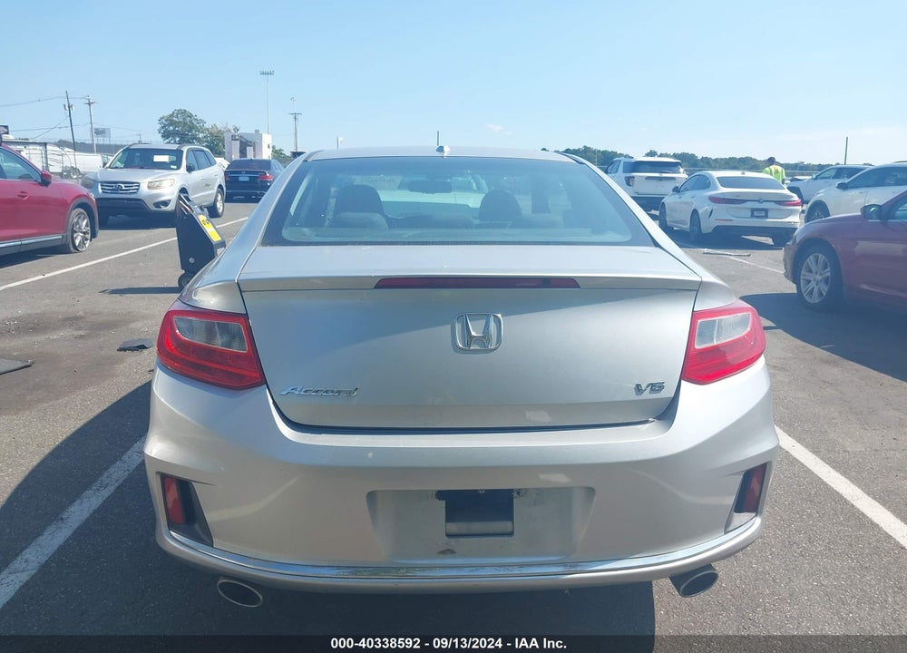 2015 HONDA ACCORD EX-L V-6 VIN: 1HGCT2B80FA007232