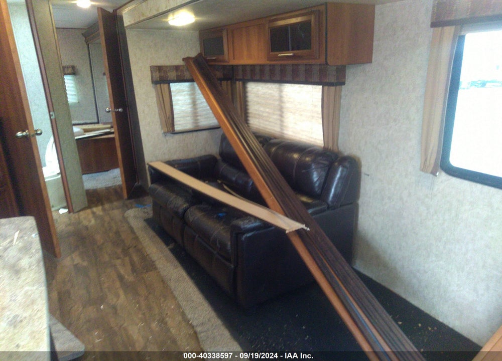 2018 FOREST RIVER AVENGER ATI VIN: 5ZT2AVXB7JB917063