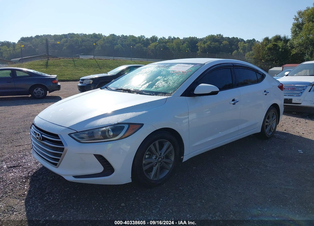 2018 HYUNDAI ELANTRA SEL VIN: 5NPD84LF3JH300721
