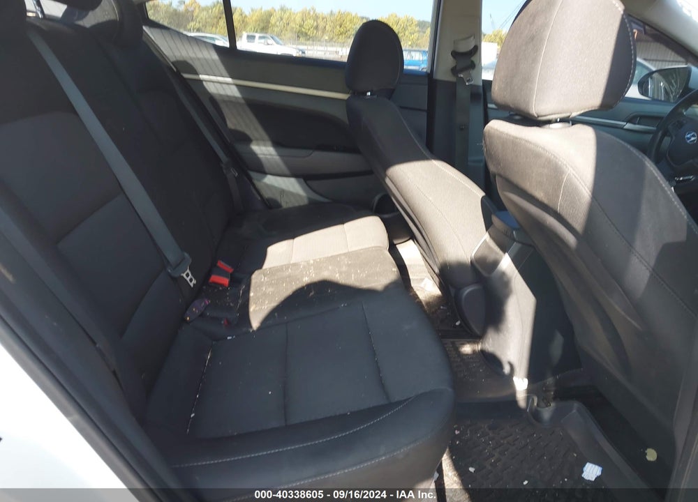 2018 HYUNDAI ELANTRA SEL VIN: 5NPD84LF3JH300721