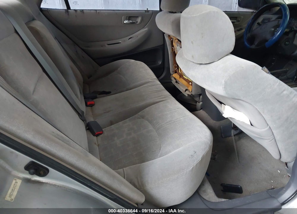 2001 HONDA ACCORD 2.3 EX VIN: 1HGCG66811A125708