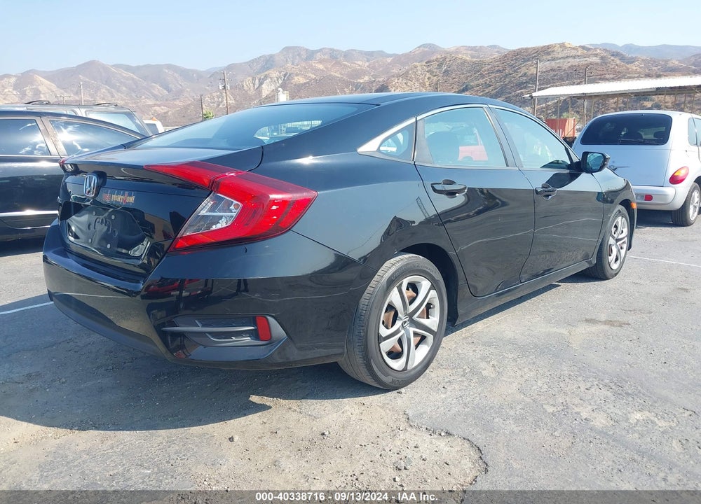 2018 HONDA CIVIC LX VIN: 2HGFC2F53JH588619