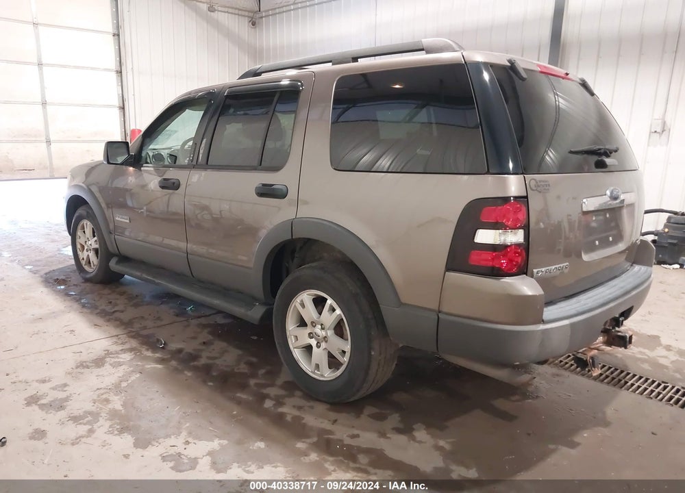 2006 FORD EXPLORER XLT VIN: 1FMEU73836UB41288