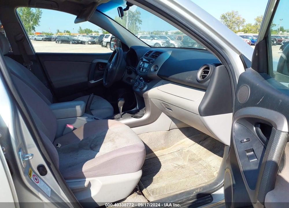2007 TOYOTA RAV4 VIN: JTMZD33V175052125