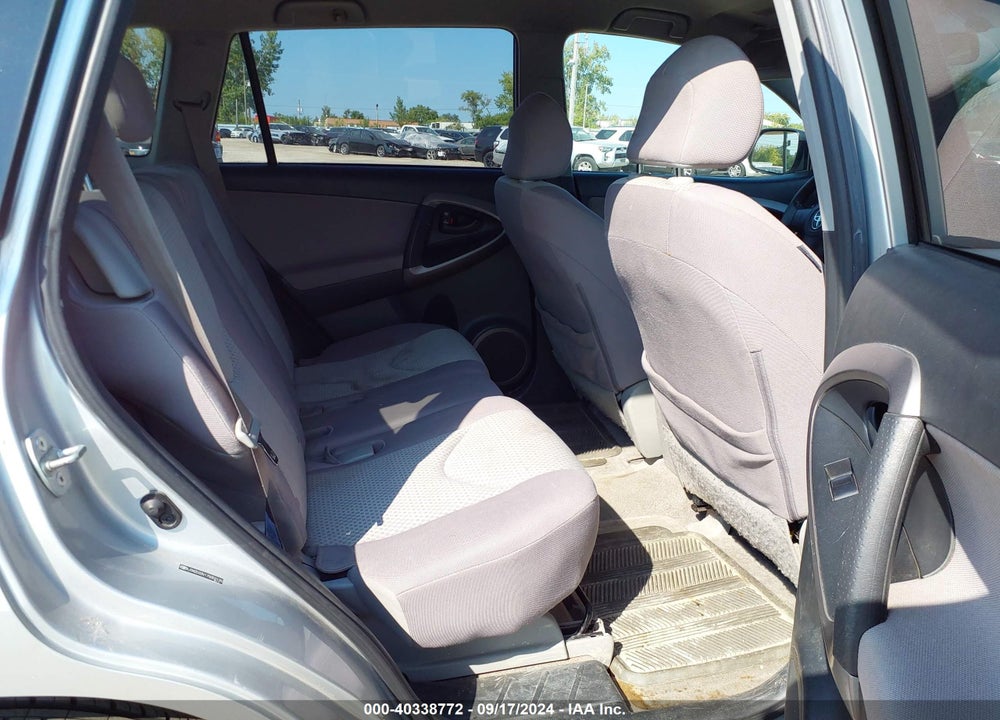 2007 TOYOTA RAV4 VIN: JTMZD33V175052125