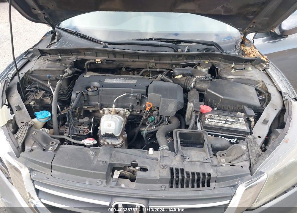 2013 HONDA ACCORD LX VIN: 1HGCR2F34DA082638