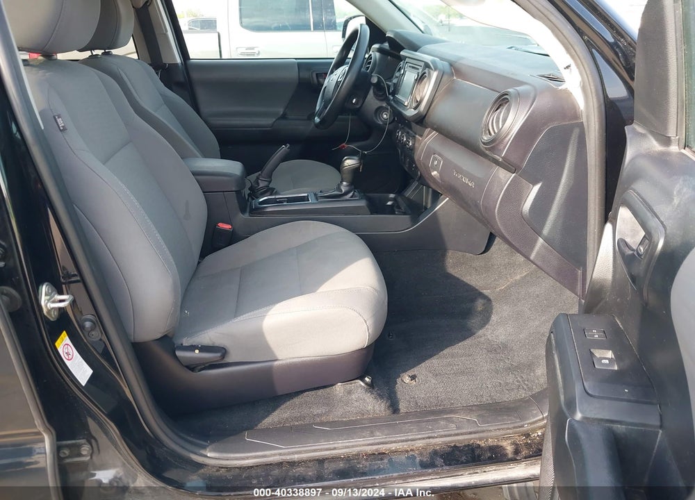 2019 TOYOTA TACOMA SR VIN: 5TFAX5GN8KX158627
