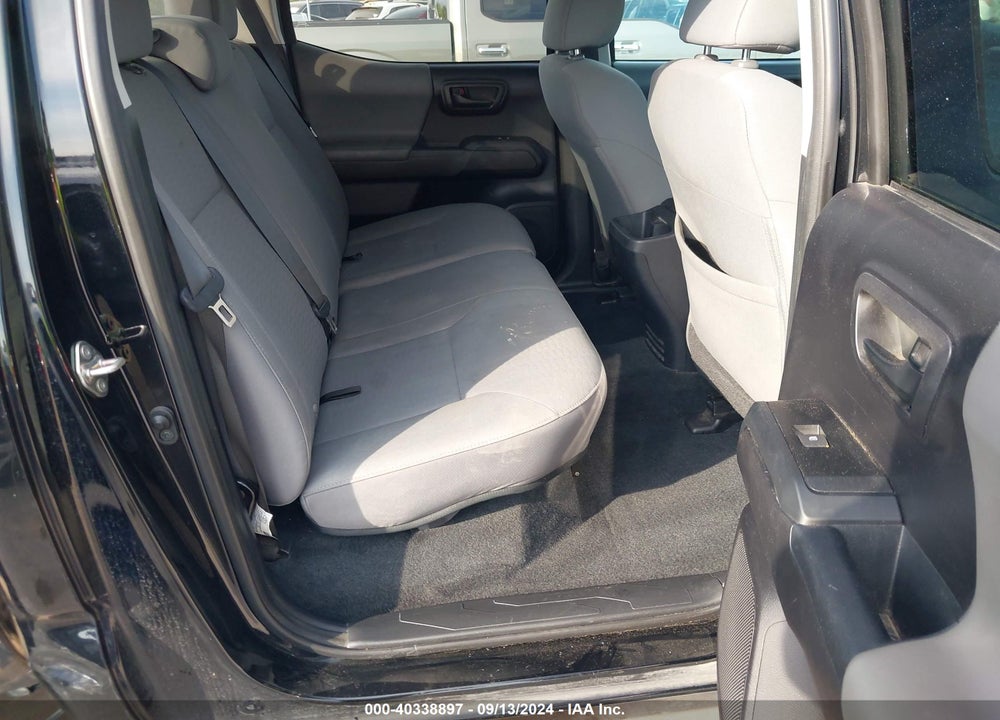 2019 TOYOTA TACOMA SR VIN: 5TFAX5GN8KX158627