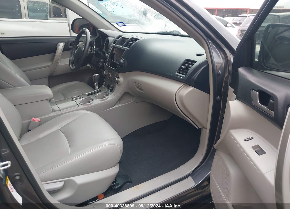 2013 TOYOTA HIGHLANDER SE V6 VIN: 5TDZK3EH6DS114010