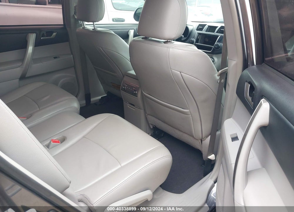 2013 TOYOTA HIGHLANDER SE V6 VIN: 5TDZK3EH6DS114010