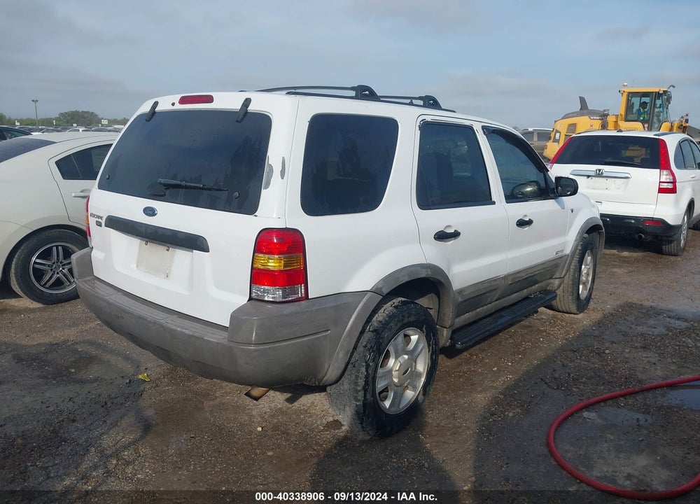 2002 FORD ESCAPE XLT VIN: 1FMYU03122KC38768