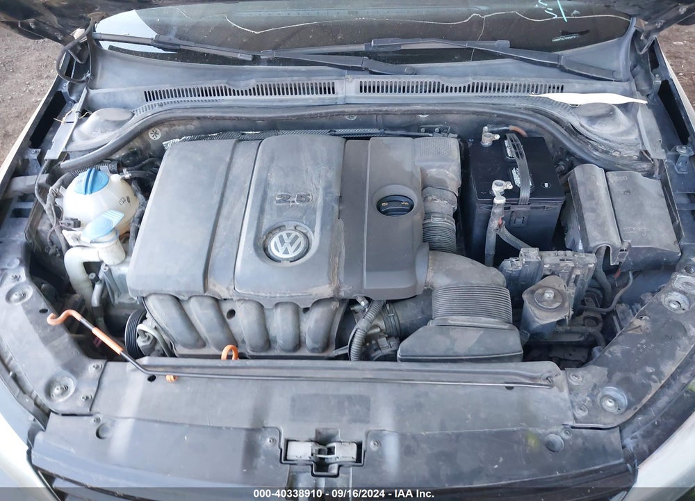 2012 VOLKSWAGEN JETTA 2.5L SE VIN: 3VWDP7AJ7CM307211