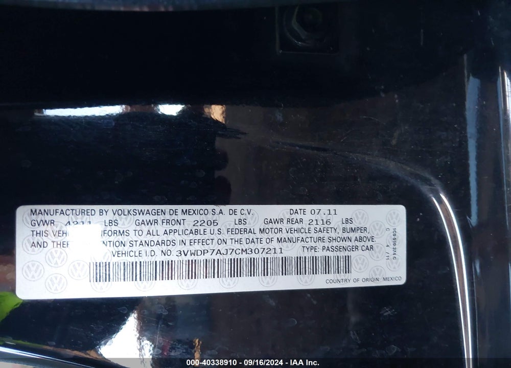 2012 VOLKSWAGEN JETTA 2.5L SE VIN: 3VWDP7AJ7CM307211