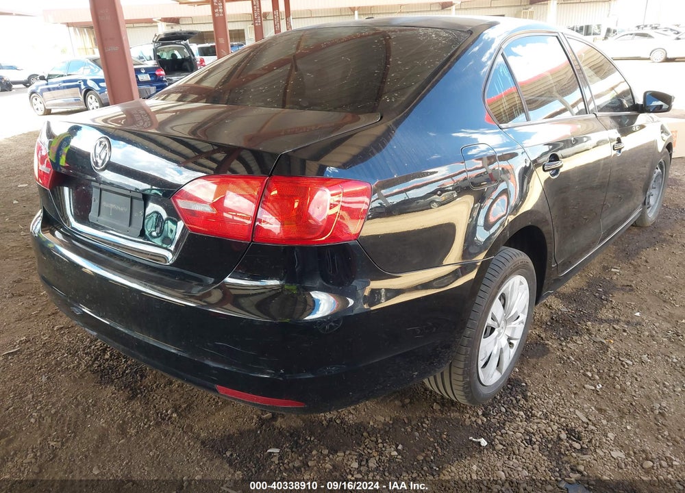 2012 VOLKSWAGEN JETTA 2.5L SE VIN: 3VWDP7AJ7CM307211