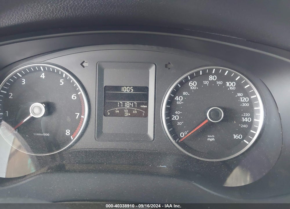 2012 VOLKSWAGEN JETTA 2.5L SE VIN: 3VWDP7AJ7CM307211