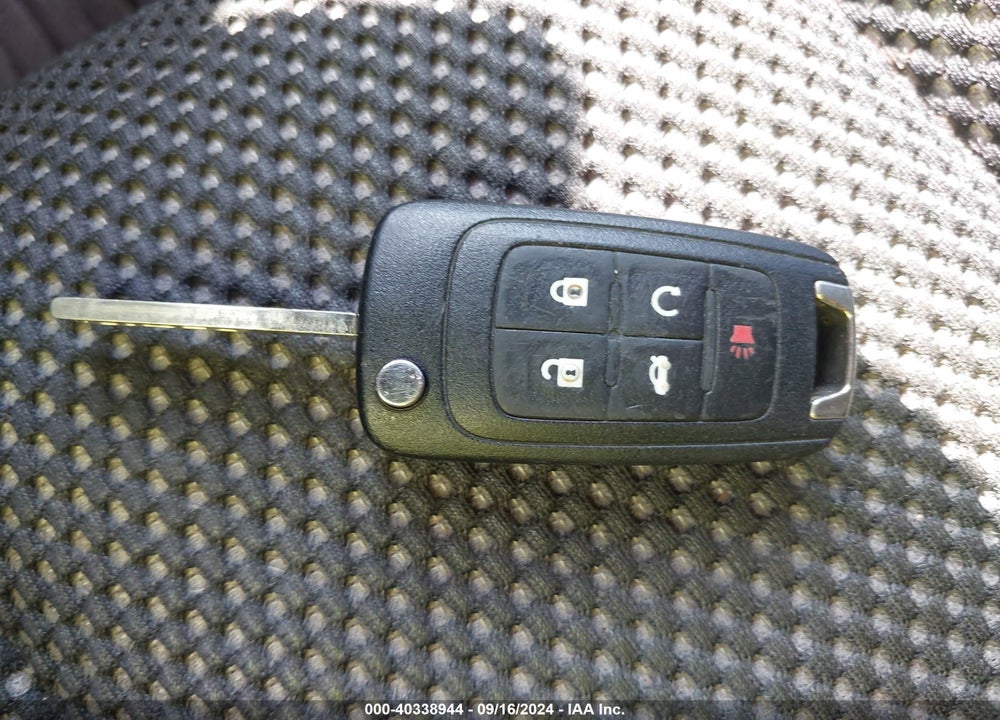 2013 CHEVROLET EQUINOX VIN: 1GNALPEK3DZ131284