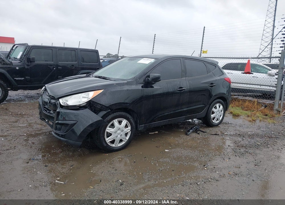 2010 HYUNDAI TUCSON GLS VIN: KM8JT3AC1AU063877