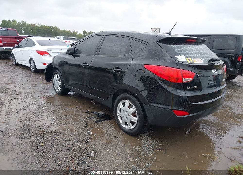 2010 HYUNDAI TUCSON GLS VIN: KM8JT3AC1AU063877