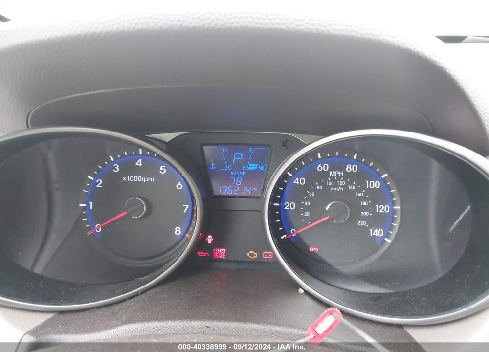 2010 HYUNDAI TUCSON GLS VIN: KM8JT3AC1AU063877