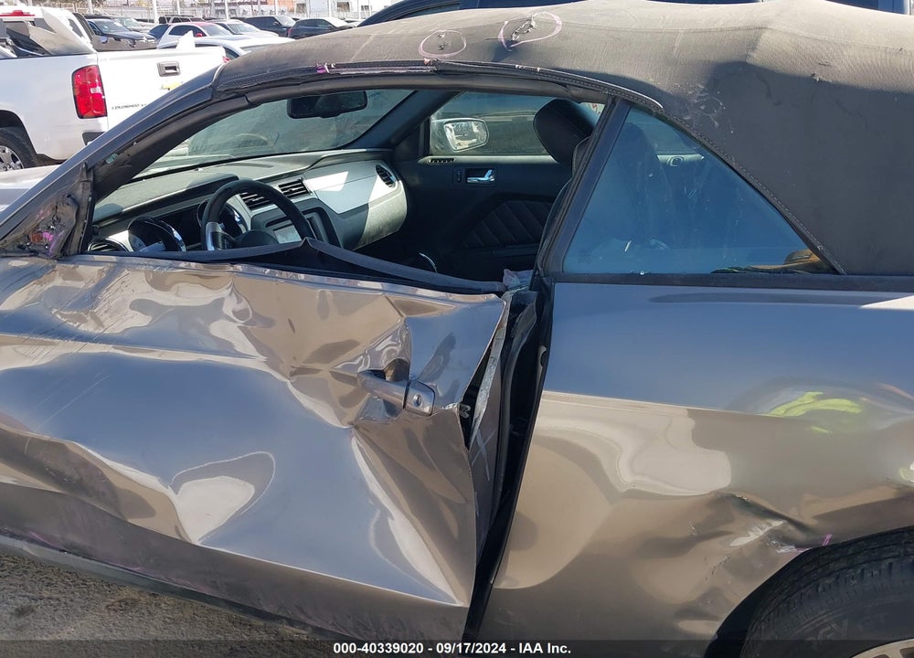 2011 FORD MUSTANG V6 PREMIUM VIN: 1ZVBP8EM8B5161519