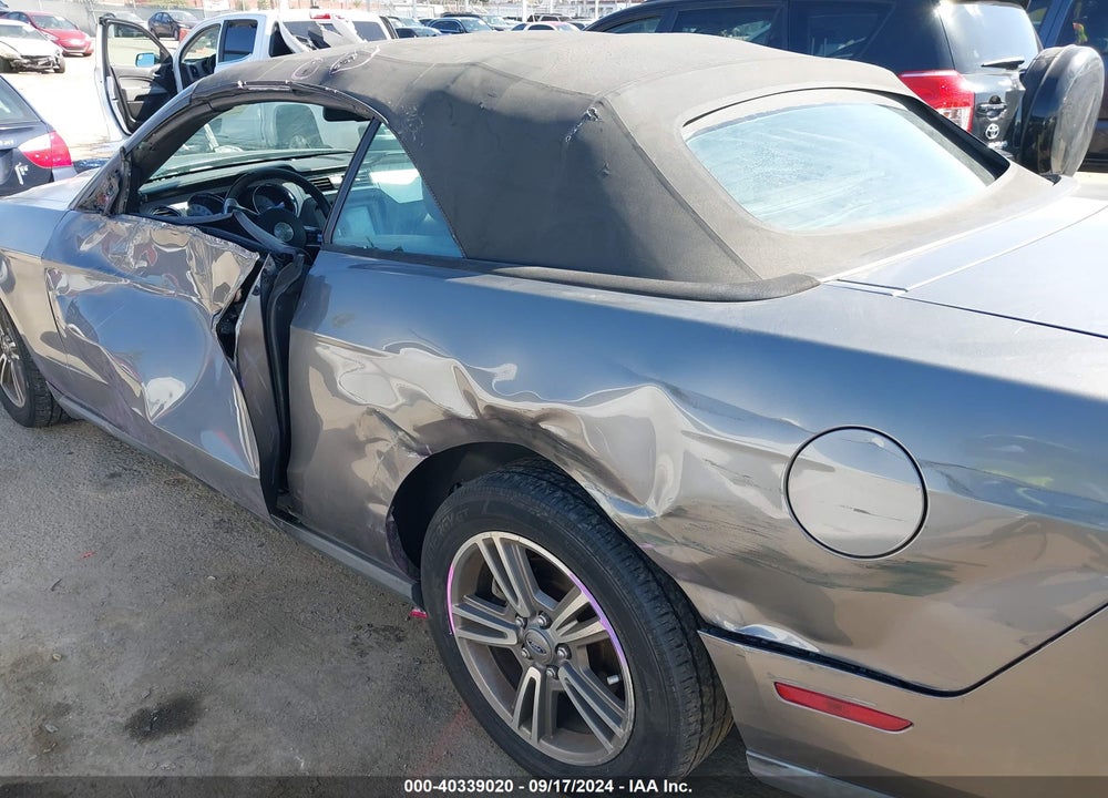 2011 FORD MUSTANG V6 PREMIUM VIN: 1ZVBP8EM8B5161519