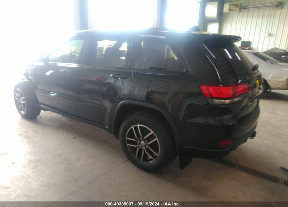 2017 CHEROKEE JEEP GRAND  TRAILHAWK 4X4 VIN: 1C4RJFLG3HC842647